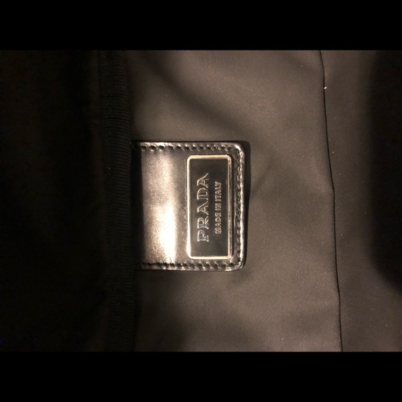 PRADA tessuto duffle bag - Picture 7 of 9